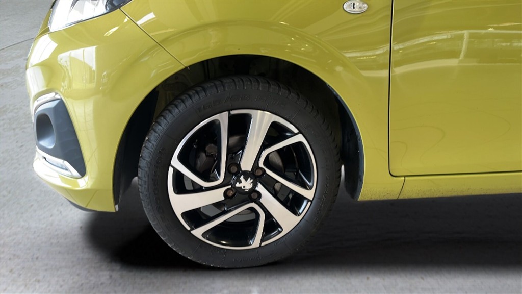 Peugeot 108 1,0 e-Vti Infinity 72HK 5d - Image 20