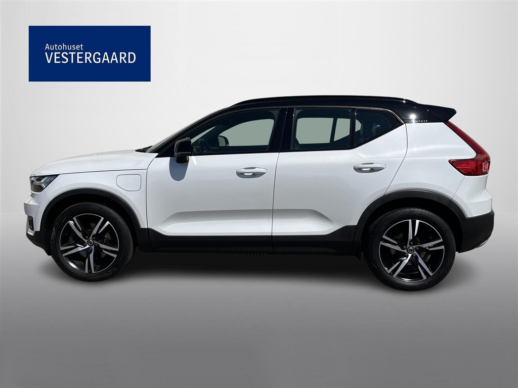 Volvo XC40 1,5 T5 Recharge Plugin-hybrid R-design 262HK 5d 7g Aut. - Image 2