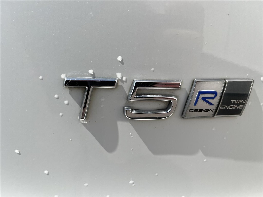 Volvo XC40 1,5 T5 Recharge Plugin-hybrid R-design 262HK 5d 7g Aut. - Image 13
