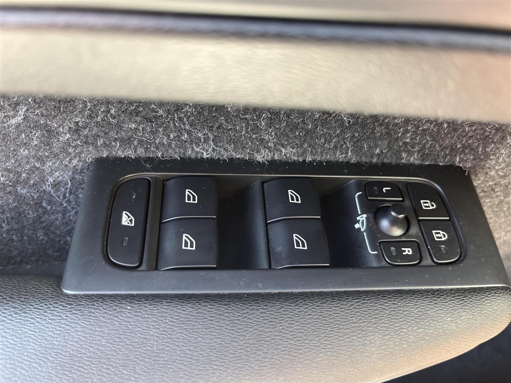 Volvo XC40 1,5 T5 Recharge Plugin-hybrid R-design 262HK 5d 7g Aut. - Image 26
