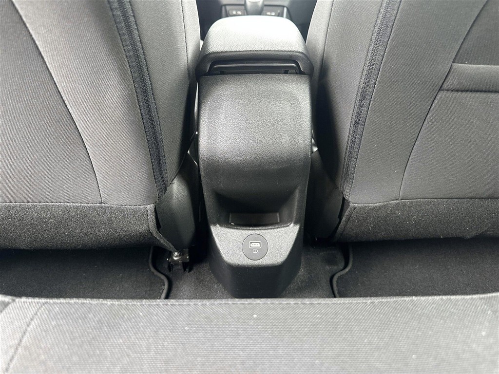 Hyundai i20 1,2 MPI Essential Komfort 84HK 5d - Image 18