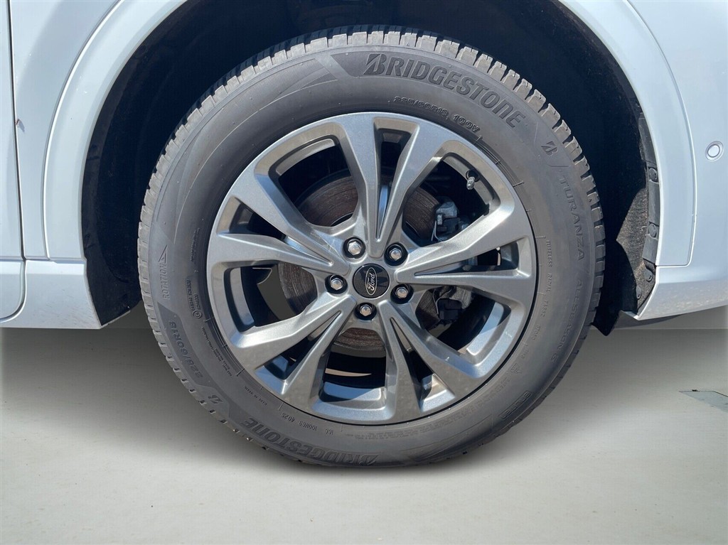 Ford Kuga 2,5 Plugin-hybrid ST-Line X CVT 225HK 5d Trinl. Gear - Image 8