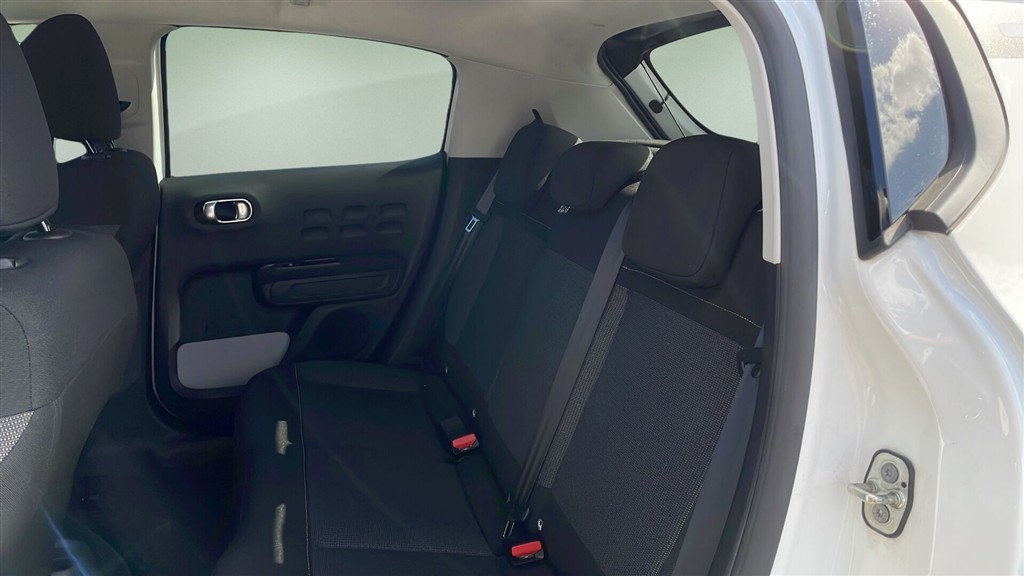 Citroën C3 1,2 PureTech Shine 83HK 5d - Image 7