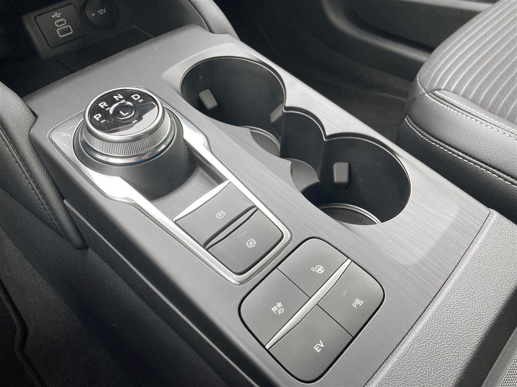 Ford Kuga 2,5 Plugin-hybrid Titanium X CVT 225HK 5d Trinl. Gear - Image 7