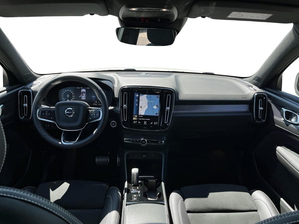 Volvo XC40 1,5 T5 Twin Engine Plugin-hybrid R-design 262HK 5d 7g Aut. - Image 6