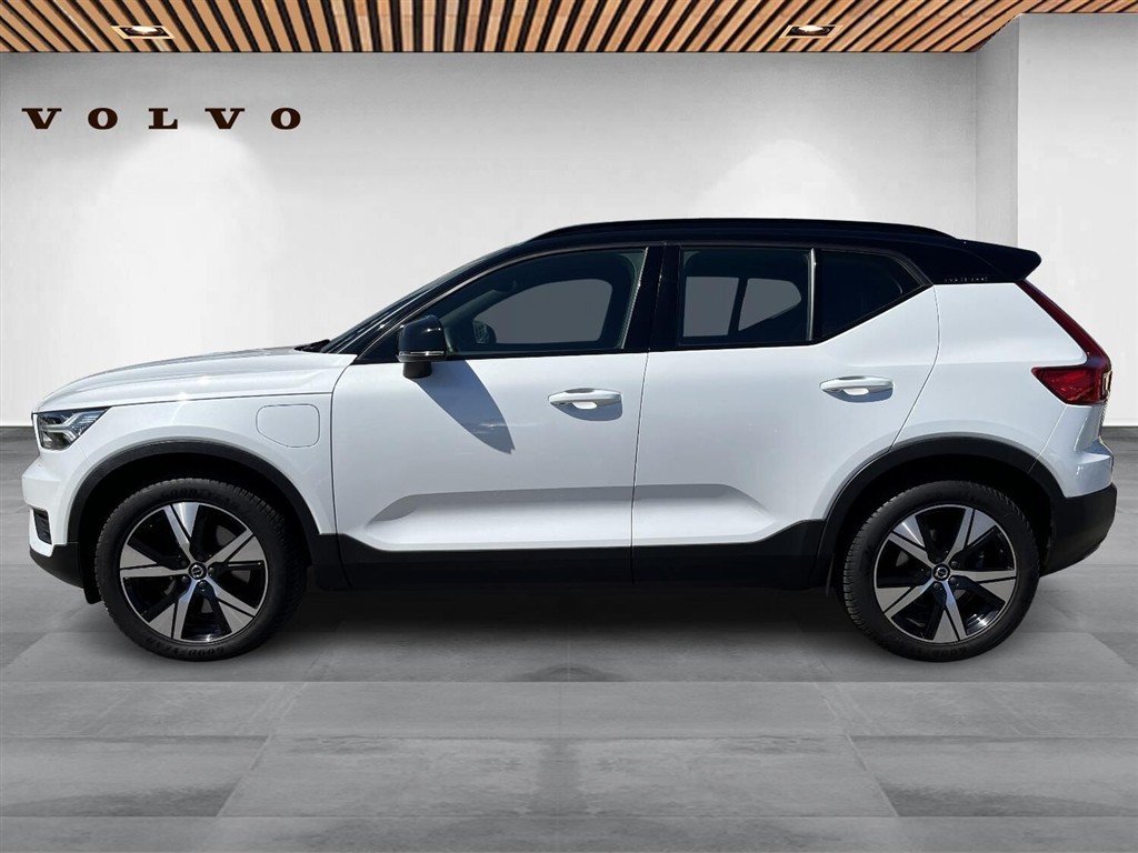 Volvo XC40 1,5 T5 Twin Engine Plugin-hybrid R-design 262HK 5d 7g Aut. - Image 3