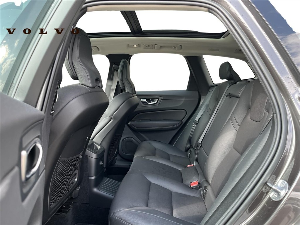 Volvo XC60 2,0 T6 Recharge Plugin-hybrid Ultimate AWD 350HK 5d 8g Aut. - Image 6