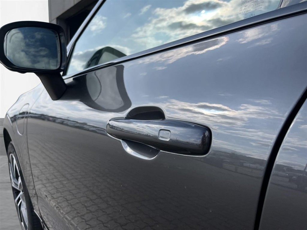 Volvo XC60 2,0 T6 Recharge Plugin-hybrid Ultimate AWD 350HK 5d 8g Aut. - Image 10