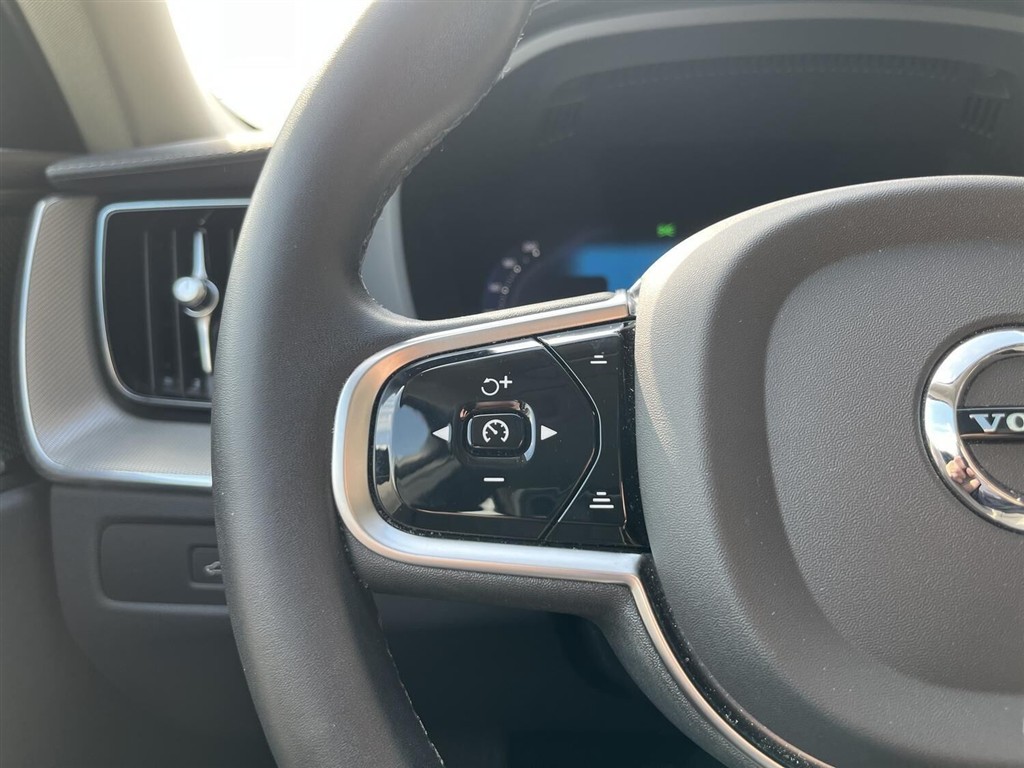 Volvo XC60 2,0 T6 Recharge Plugin-hybrid Ultimate AWD 350HK 5d 8g Aut. - Image 19