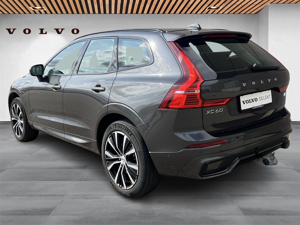 Volvo XC60 2,0 T6 Recharge Plugin-hybrid Ultimate AWD 350HK 5d 8g Aut. - Image 3