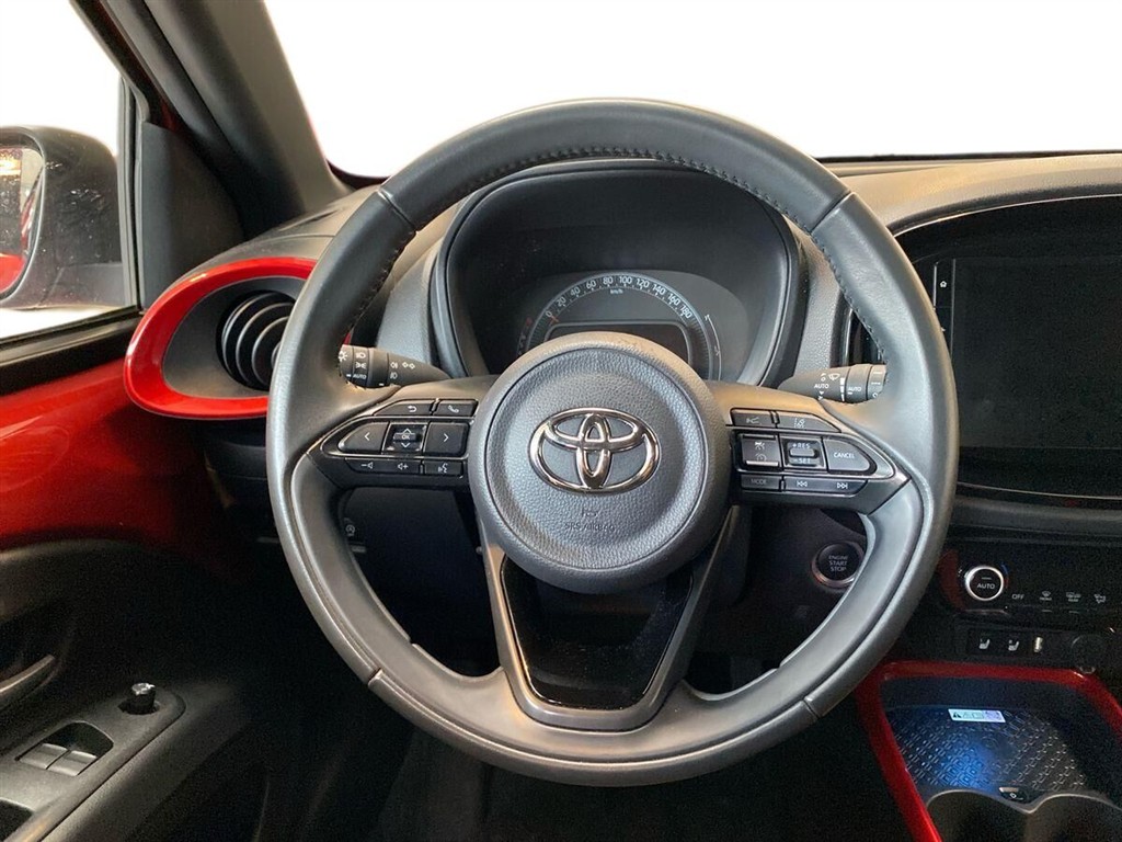 Toyota Aygo X 1,0 VVT-I Pulse 72HK 5d - Image 11