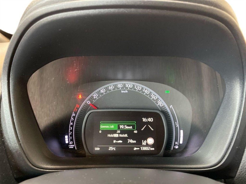 Toyota Aygo X 1,0 VVT-I Pulse 72HK 5d - Image 13