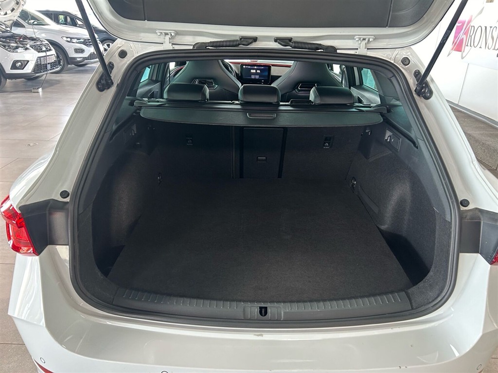 Cupra Leon Sportstourer 1,4 TSI Plugin-hybrid DSG 245HK Stc 6g Aut. - Image 4