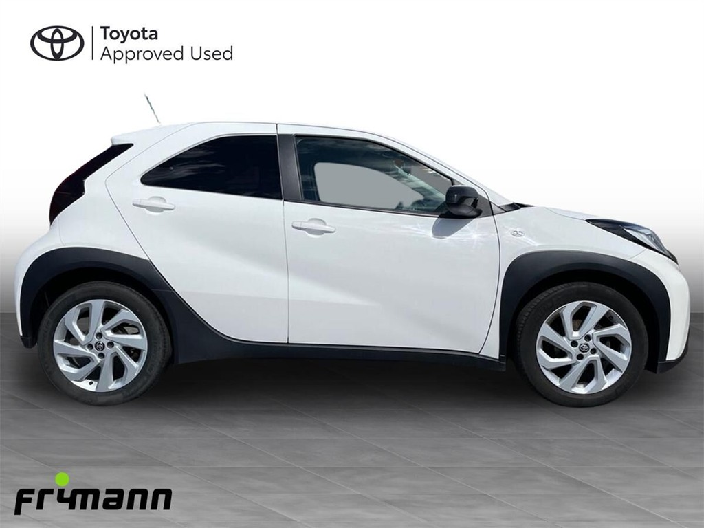 Toyota Aygo X 1,0 VVT-I Active 72HK 5d - Image 8