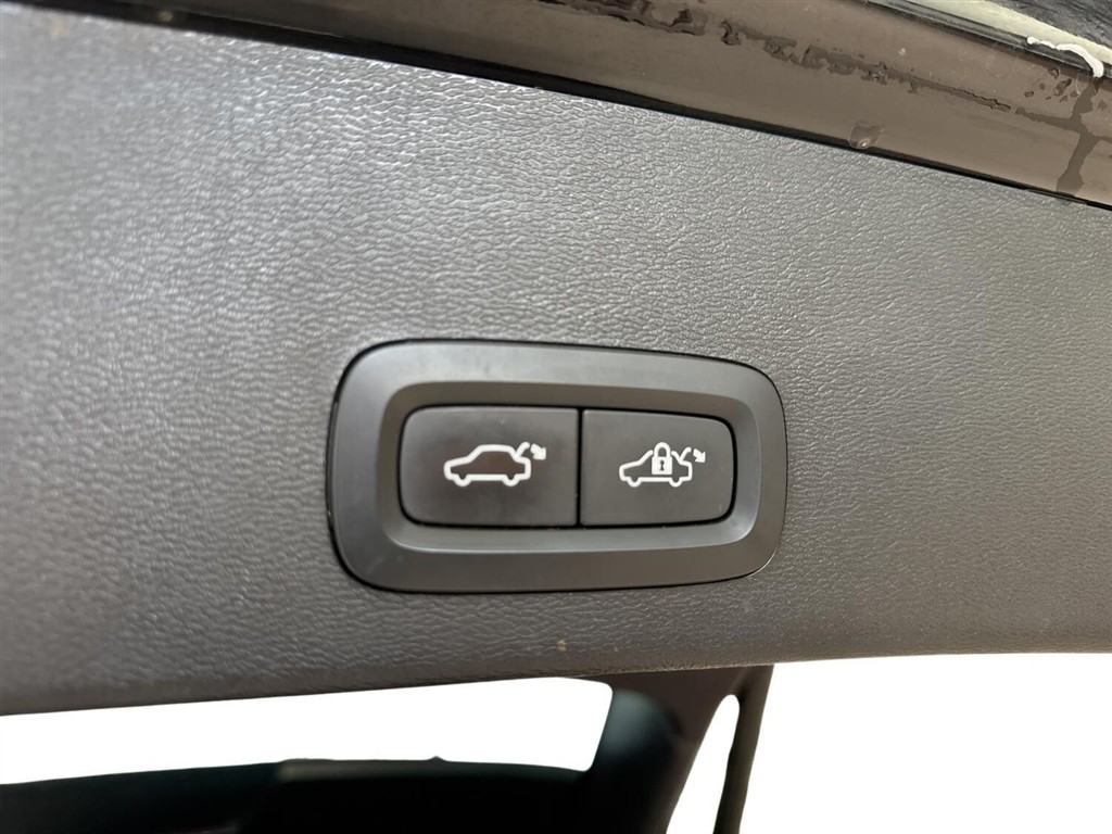 Volvo XC40 1,5 T5 Recharge Plugin-hybrid Plus 262HK 5d 7g Aut. - Image 18