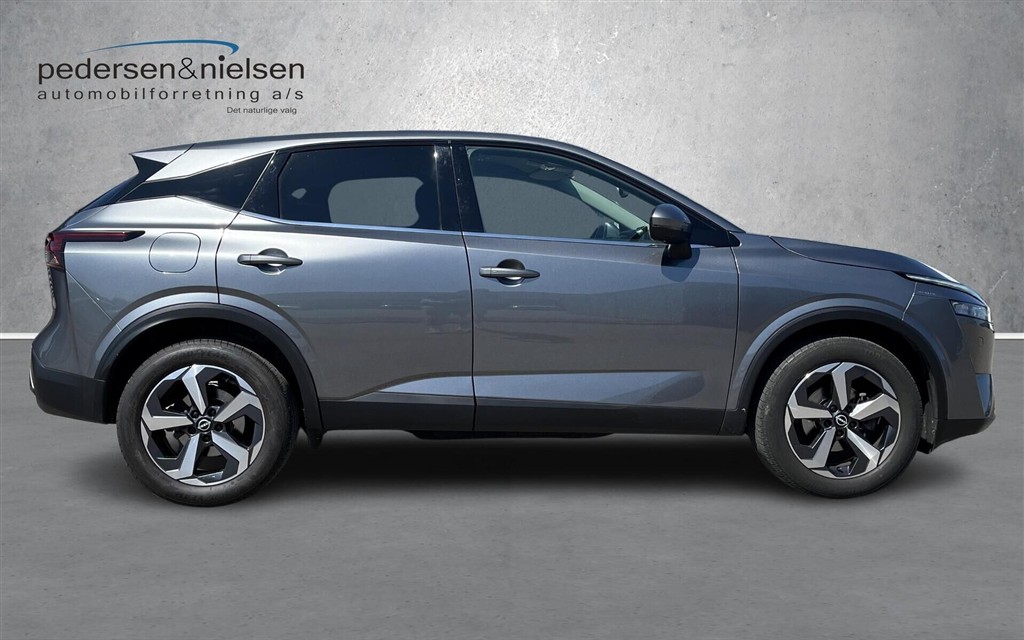 Nissan Qashqai 1,3 MHEV Mild hybrid N-Connecta X-Tronic 158HK 5d 7g Aut. - Image 6