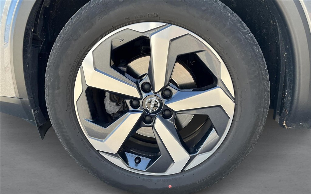 Nissan Qashqai 1,3 MHEV Mild hybrid N-Connecta X-Tronic 158HK 5d 7g Aut. - Image 16