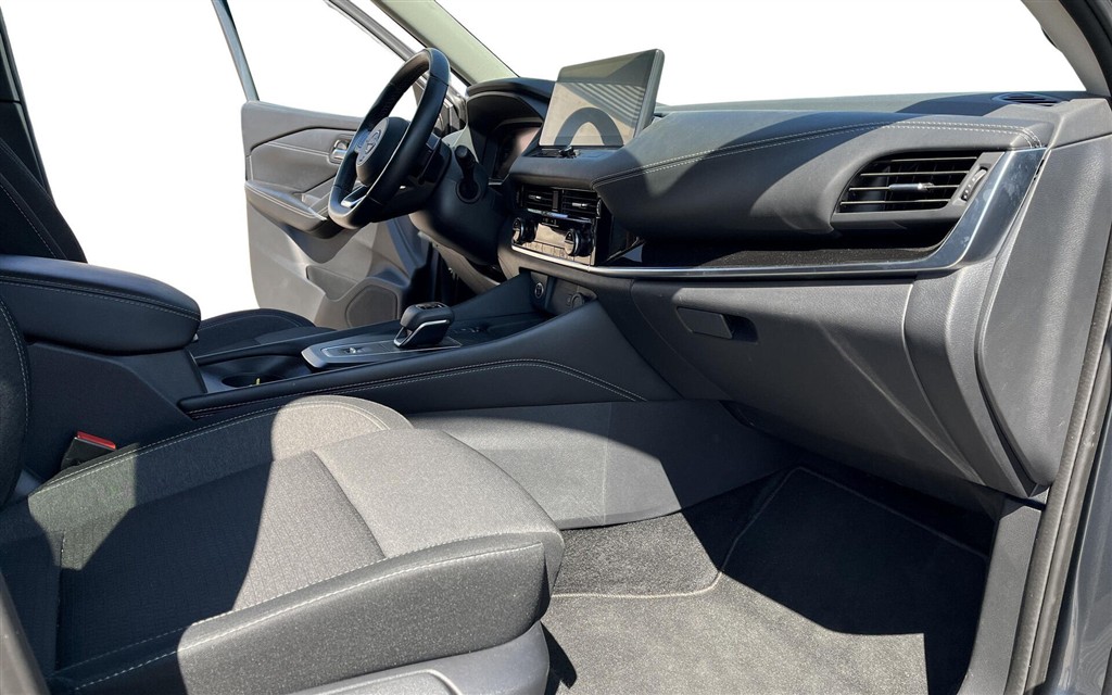 Nissan Qashqai 1,3 MHEV Mild hybrid N-Connecta X-Tronic 158HK 5d 7g Aut. - Image 18