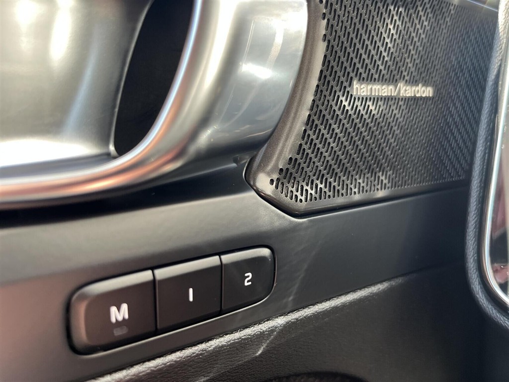 Volvo XC40 Recharge Extended Range Ultimate 252HK 5d Aut. - Image 23