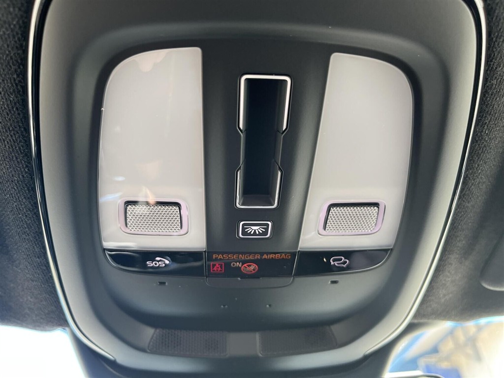 Volvo XC40 Recharge Extended Range Ultimate 252HK 5d Aut. - Image 26