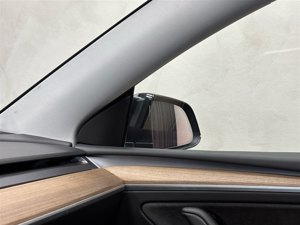 Tesla Model Y EL Performance ANHÆNGERTRÆK AWD 534HK 5d Aut. - Image 24