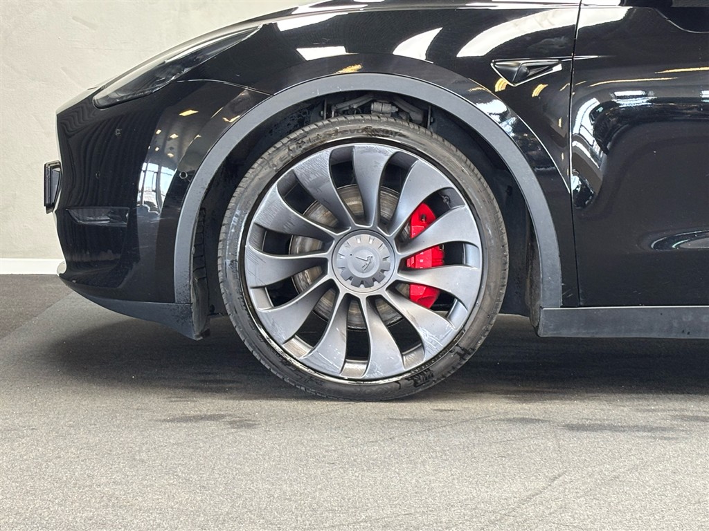 Tesla Model Y EL Performance ANHÆNGERTRÆK AWD 534HK 5d Aut. - Image 4