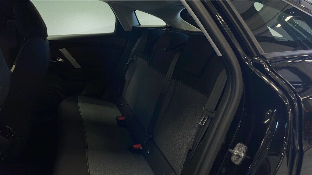 Citroën C4 1,2 PureTech Attraction 100HK 5d - Image 6