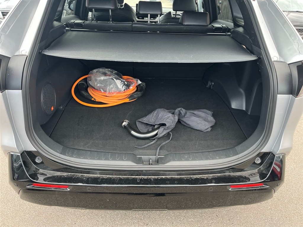 Toyota RAV4 Plug-in 2,5 Plugin-hybrid Style AWD 306HK 5d 6g Aut. - Image 4