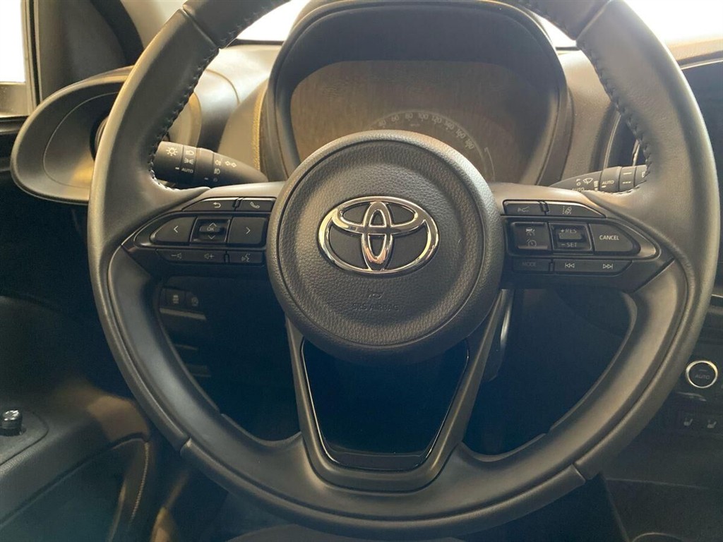 Toyota Aygo X 1,0 VVT-I Active 72HK 5d - Image 19