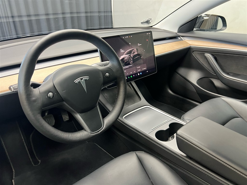 Tesla Model 3 EL 283HK Aut. - Image 7