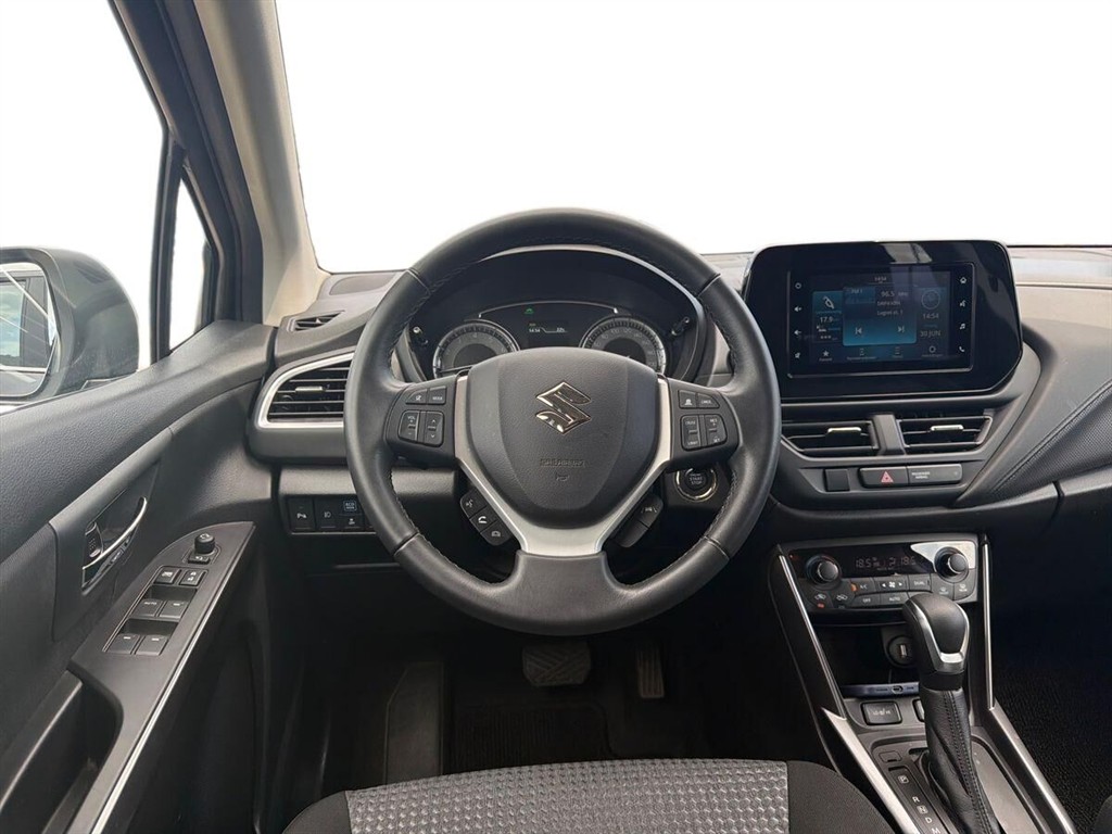 Suzuki S-Cross 1,5 Hybrid Active Hybrid AGS 102HK 5d 6g Aut. - Image 17