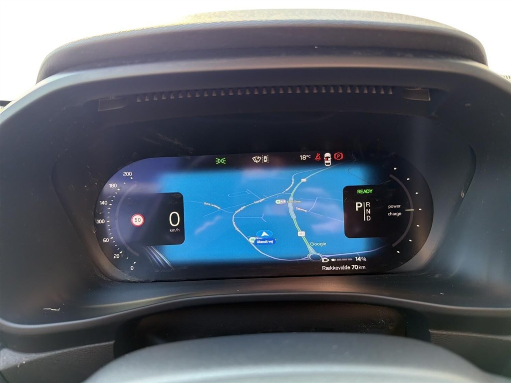 Volvo XC40 Recharge Extended Range Ultimate 252HK 5d Aut. - Image 17