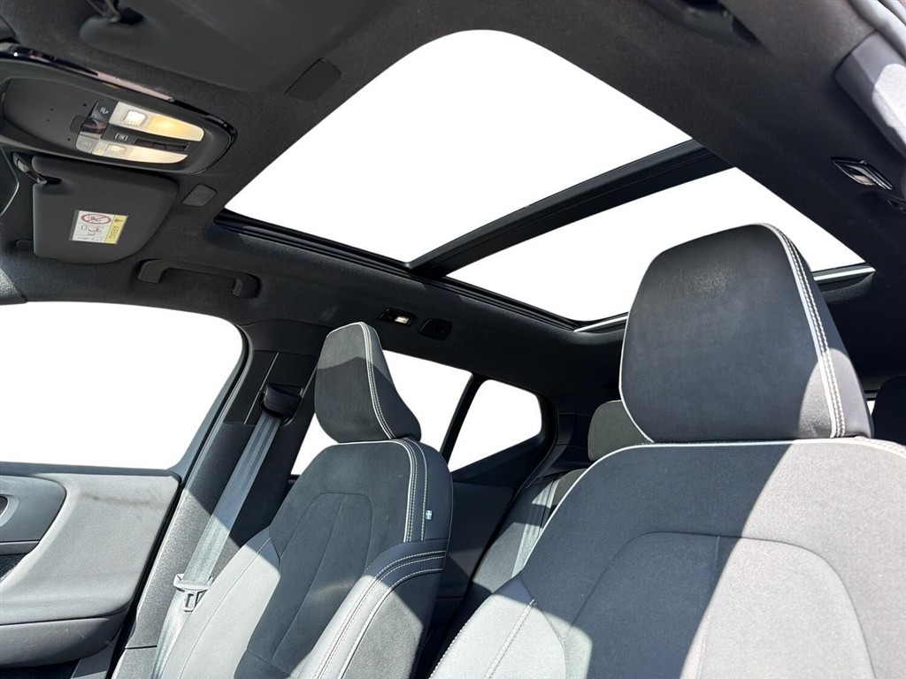 Volvo XC40 Recharge Extended Range Ultimate 252HK 5d Aut. - Image 21