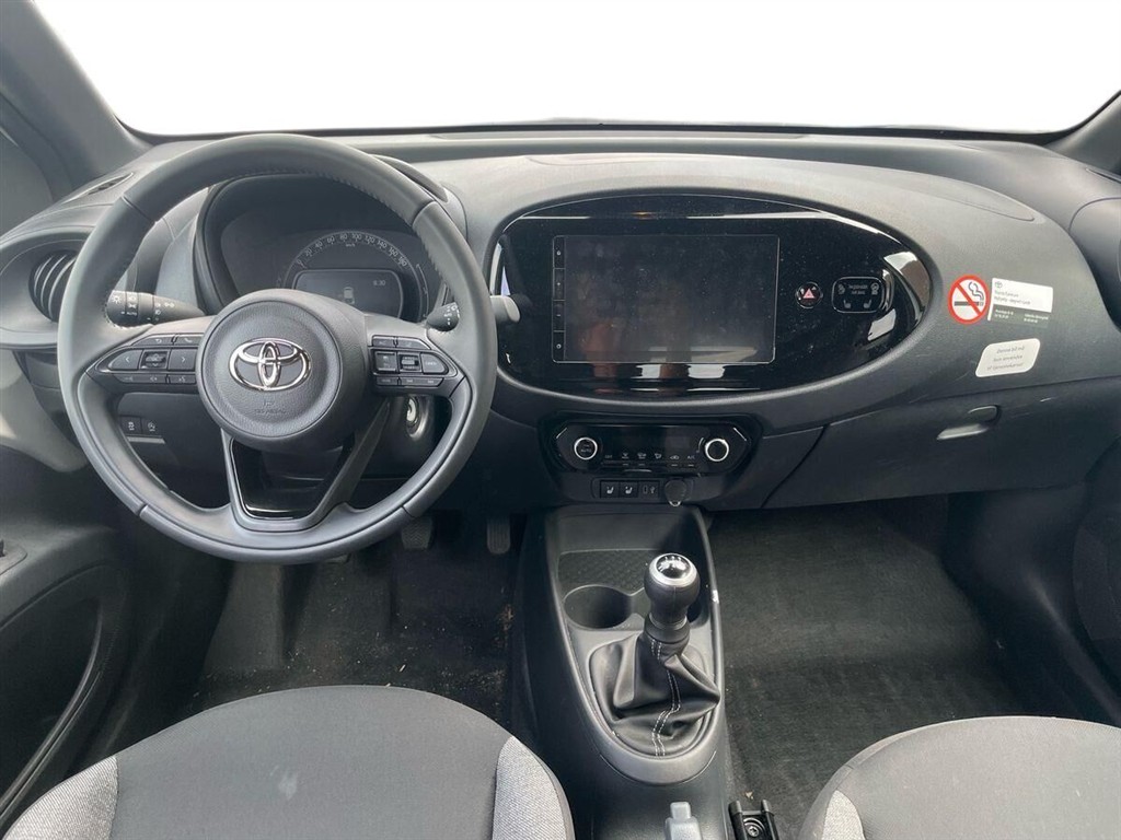 Toyota Aygo X 1,0 VVT-I Active 72HK 5d - Image 14
