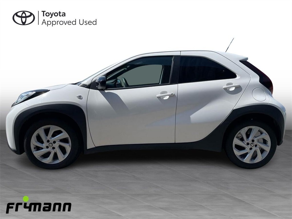 Toyota Aygo X 1,0 VVT-I Active 72HK 5d - Image 2