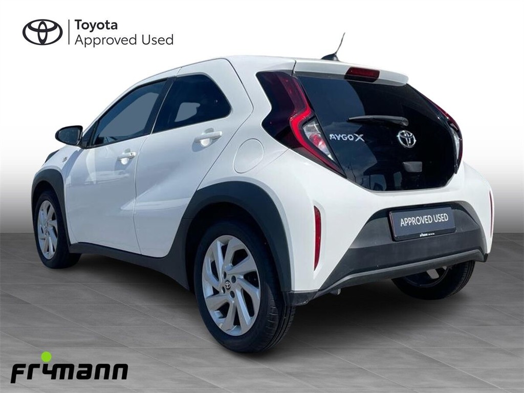 Toyota Aygo X 1,0 VVT-I Active 72HK 5d - Image 3