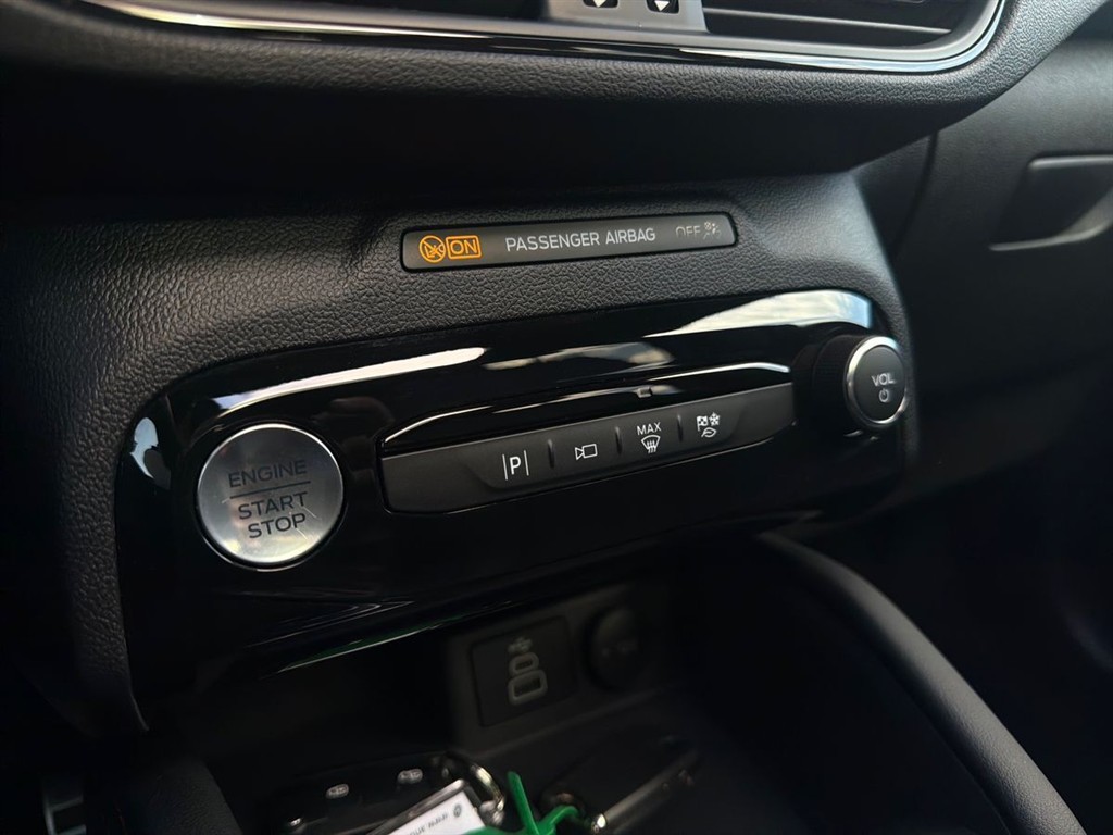 Ford Kuga 2,5 Plugin-hybrid ST-Line X CVT 243HK 5d Aut. - Image 15