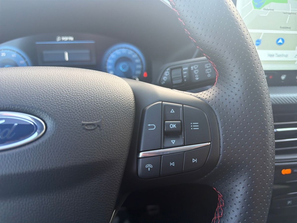 Ford Kuga 2,5 Plugin-hybrid ST-Line X CVT 243HK 5d Aut. - Image 16