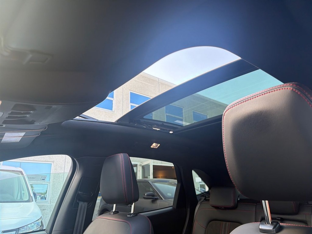Ford Kuga 2,5 Plugin-hybrid ST-Line X CVT 243HK 5d Aut. - Image 23
