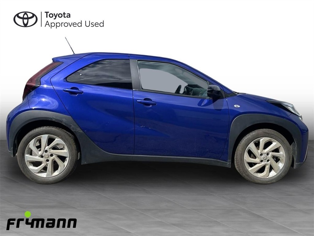 Toyota Aygo X 1,0 VVT-I Active 72HK 5d - Image 8