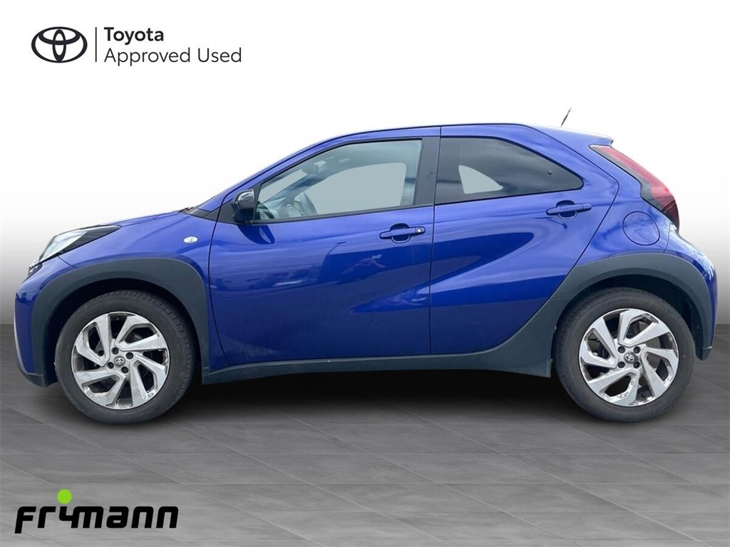 Toyota Aygo X 1,0 VVT-I Active 72HK 5d - Image 2