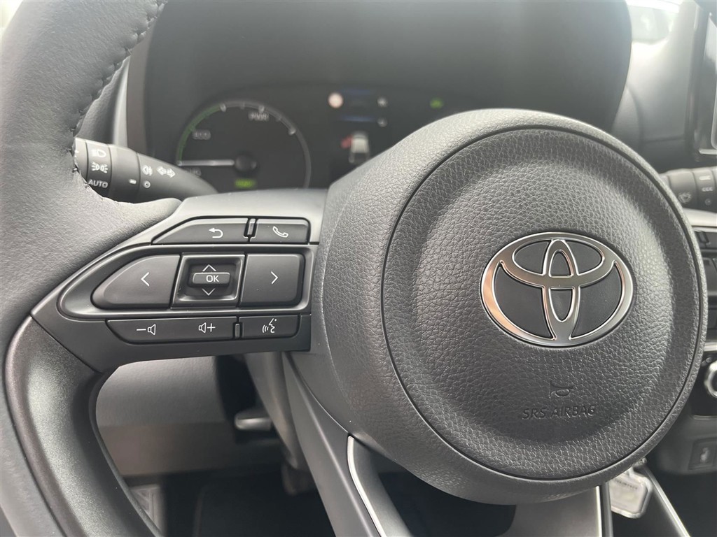 Toyota Yaris 1,5 Hybrid Essential 116HK 5d Trinl. Gear - Image 10