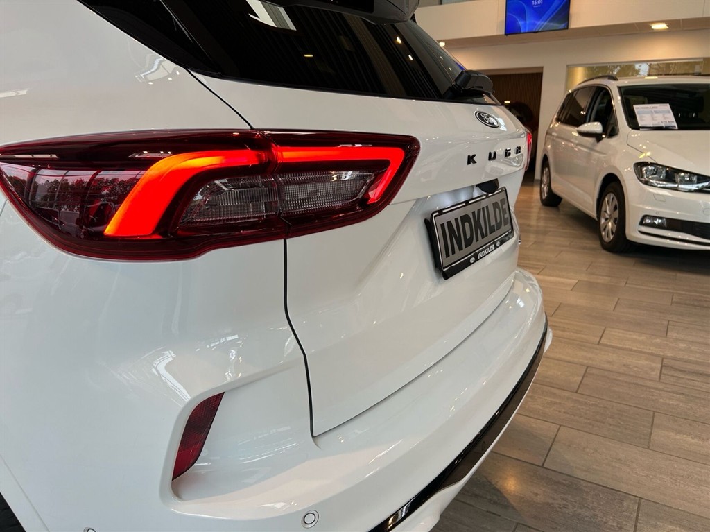 Ford Kuga 2,5 Plugin-hybrid ST-Line X CVT 243HK 5d Aut. - Image 18