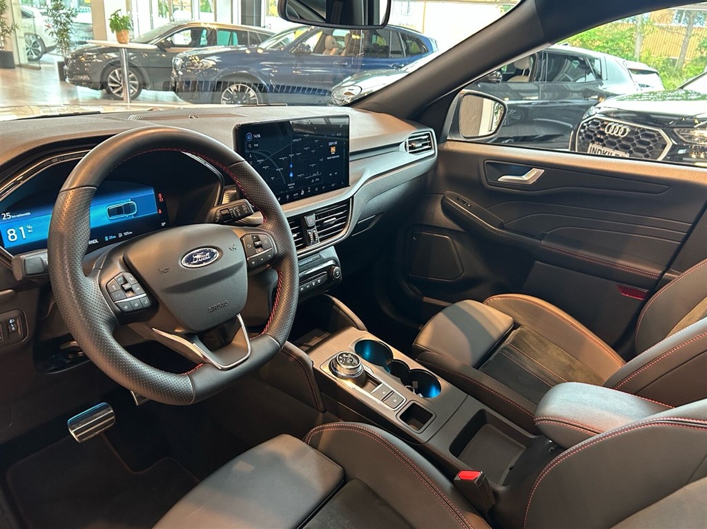 Ford Kuga 2,5 Plugin-hybrid ST-Line X CVT 243HK 5d Aut. - Image 5