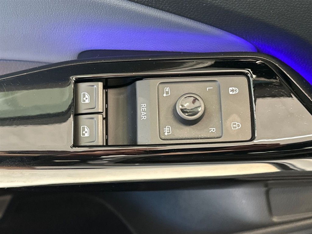VW ID.4 EL 1st Pro Performance 204HK 5d Aut. - Image 16