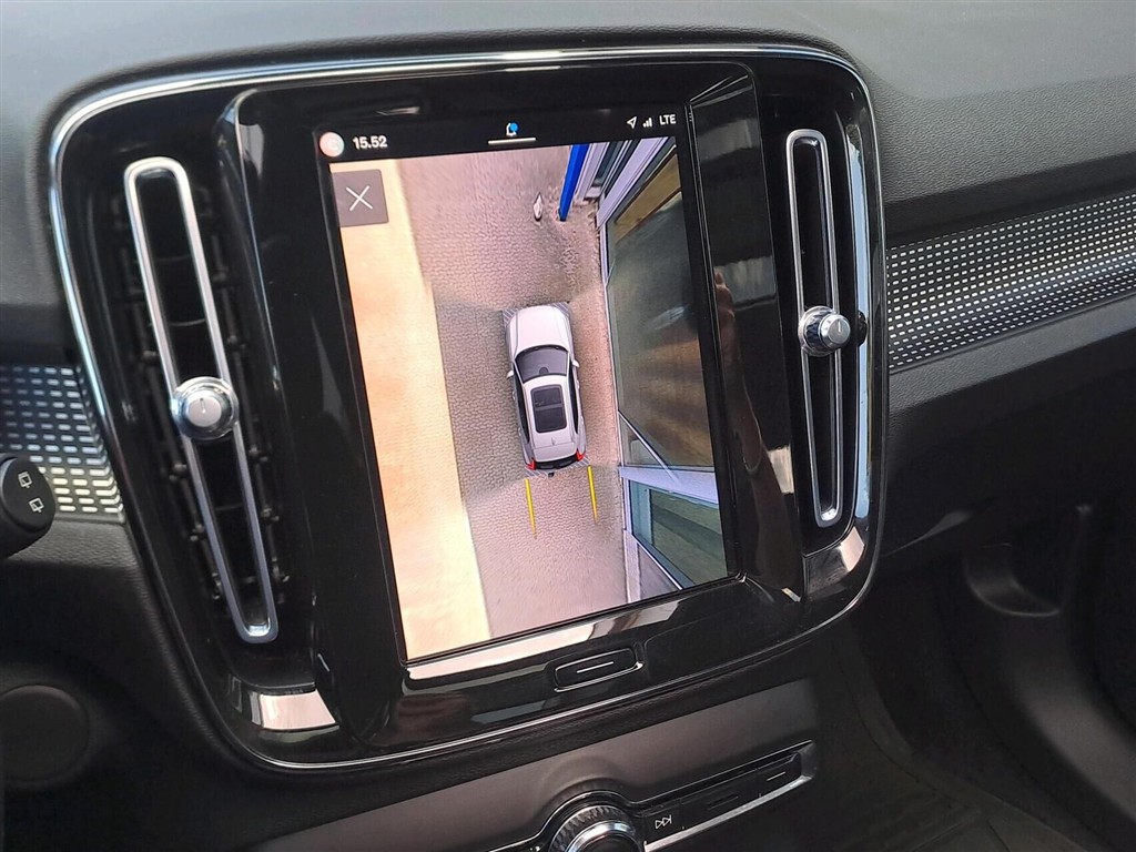 Volvo XC40 P6 Recharge Pro 231HK 5d Aut. - Image 16