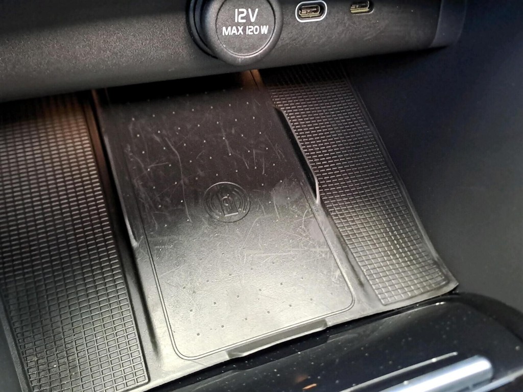 Volvo XC40 P6 Recharge Pro 231HK 5d Aut. - Image 20