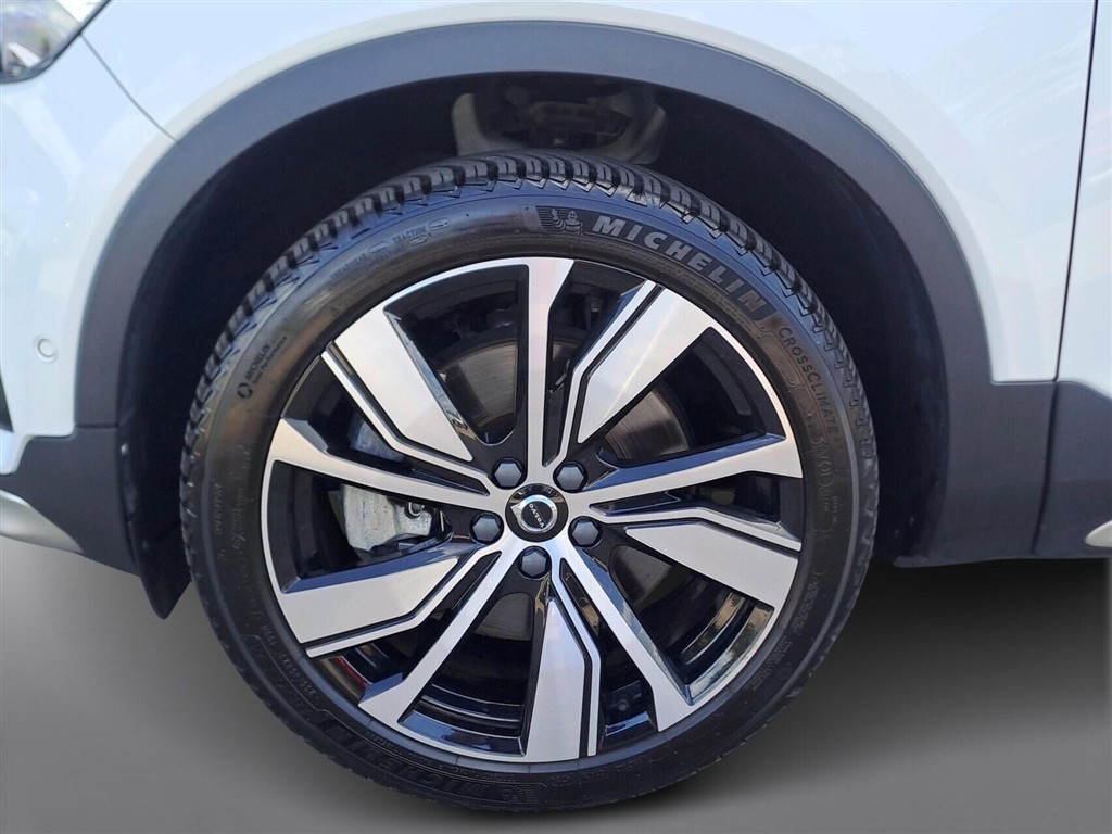 Volvo XC40 P6 Recharge Pro 231HK 5d Aut. - Image 21