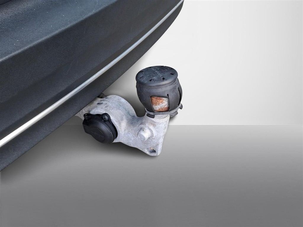 Volvo XC40 P6 Recharge Pro 231HK 5d Aut. - Image 25