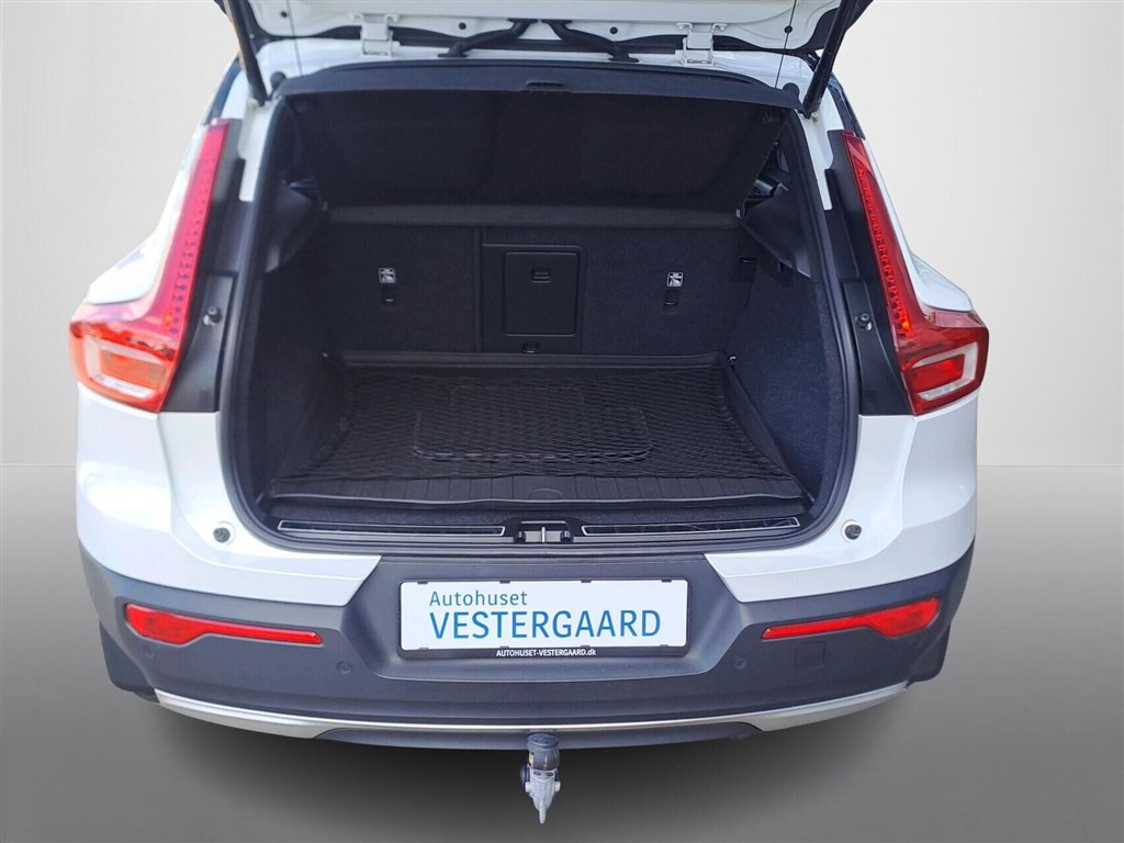 Volvo XC40 P6 Recharge Pro 231HK 5d Aut. - Image 27